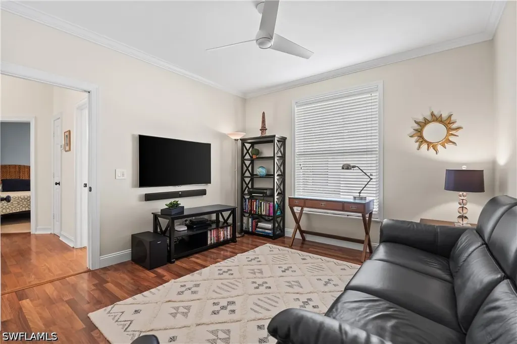 2039 Mission Drive Naples FL 34109