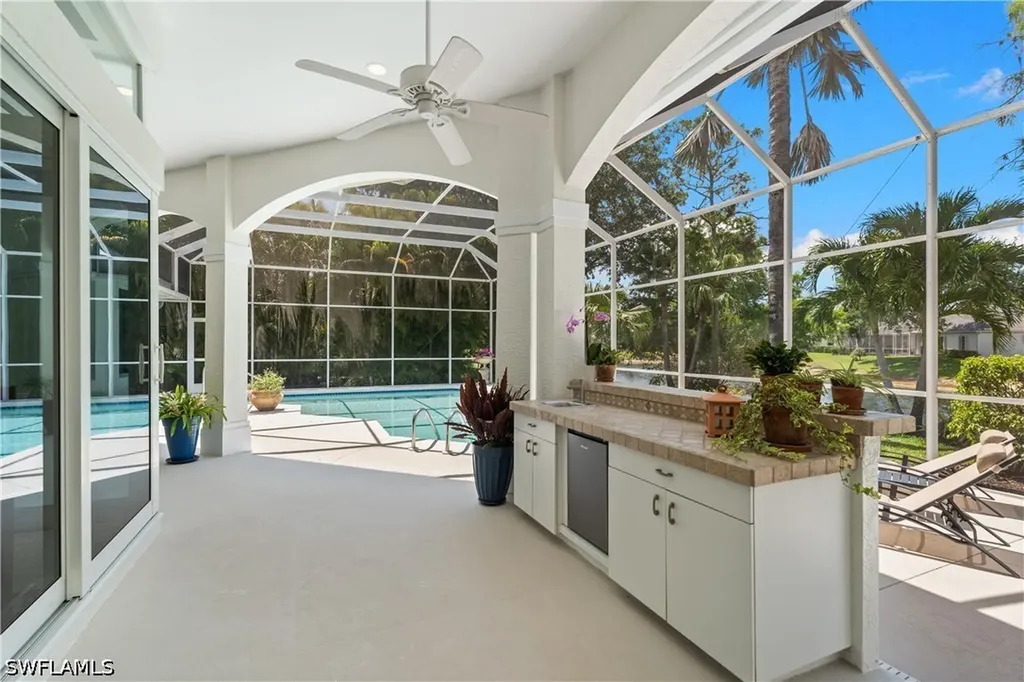 2039 Mission Drive Naples FL 34109