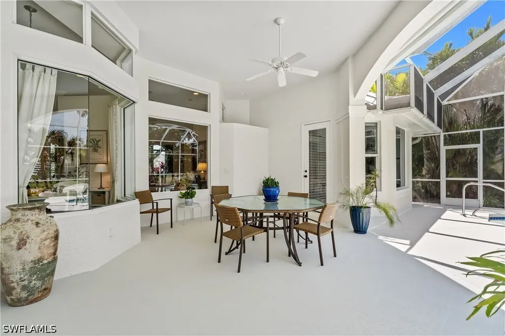 2039 Mission Drive Naples FL 34109