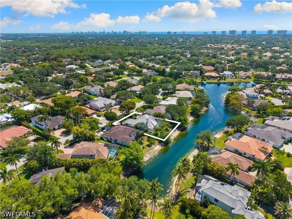 2039 Mission Drive Naples FL 34109