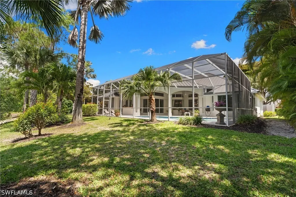 2039 Mission Drive Naples FL 34109