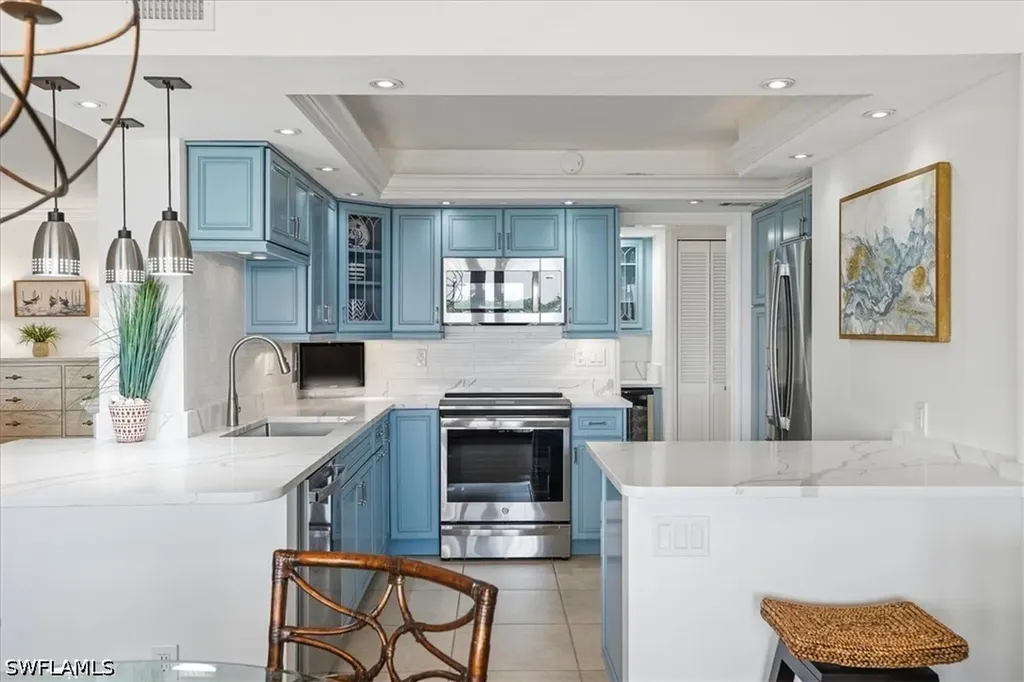 2400 Gulf Shore Boulevard N Naples FL 34103