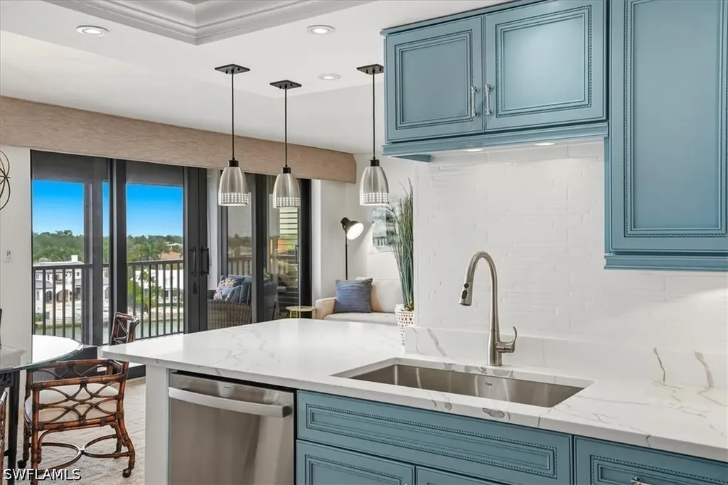 2400 Gulf Shore Boulevard N Naples FL 34103