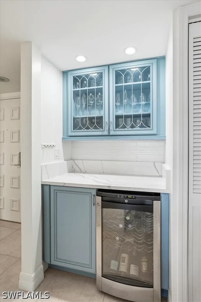 2400 Gulf Shore Boulevard N Naples FL 34103