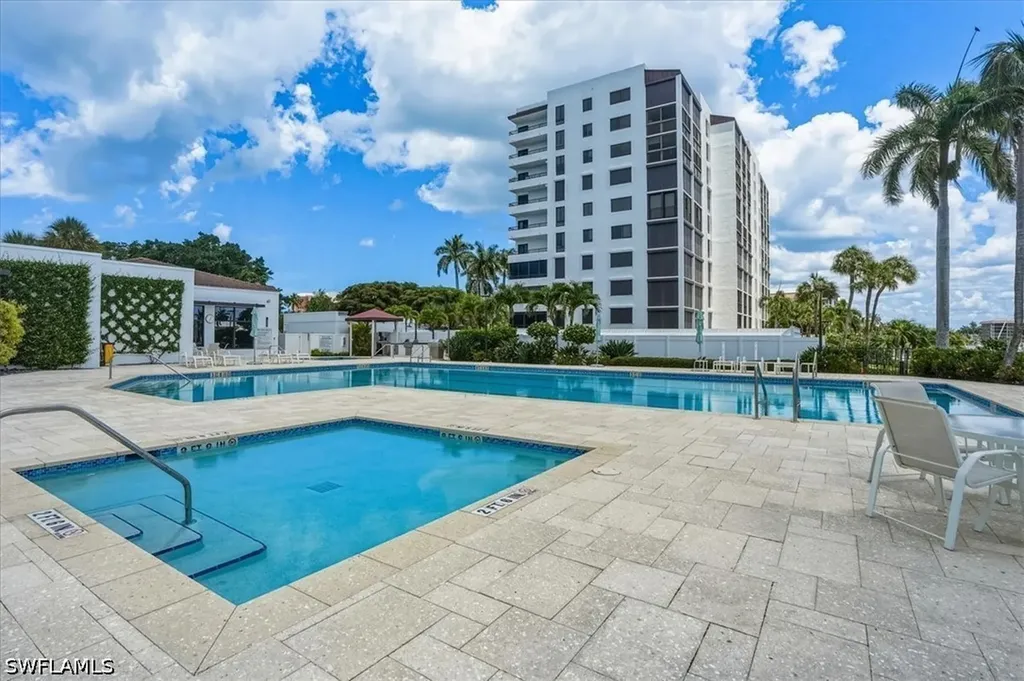 2400 Gulf Shore Boulevard N Naples FL 34103