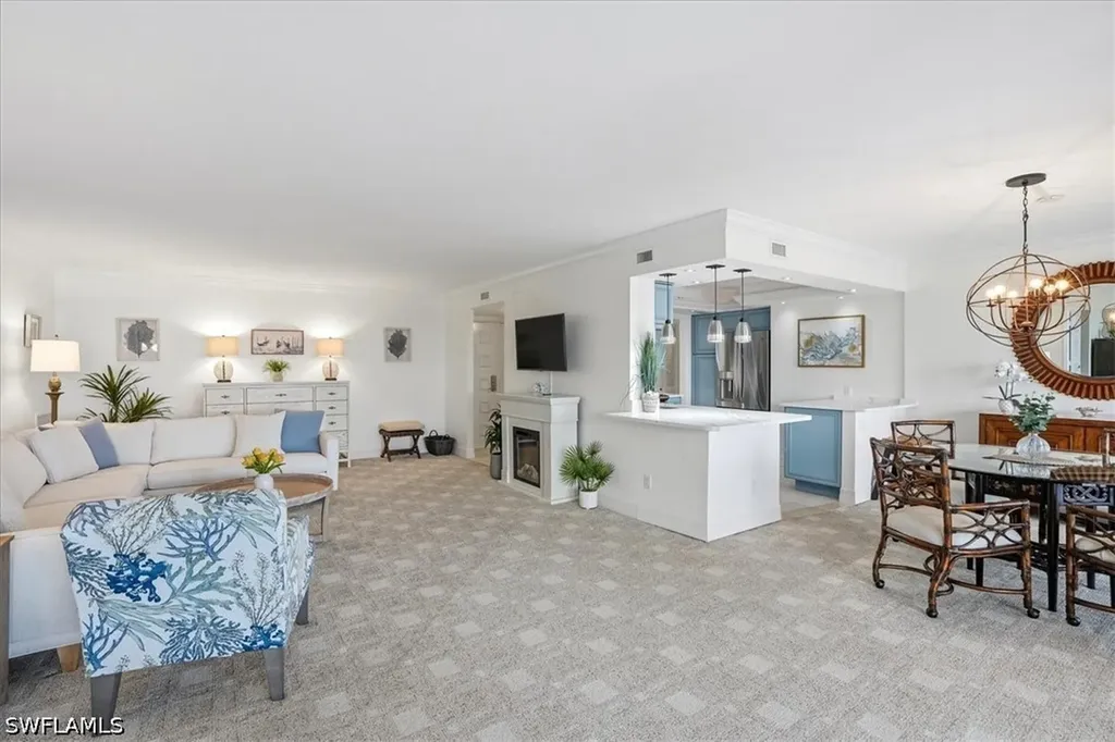 2400 Gulf Shore Boulevard N Naples FL 34103