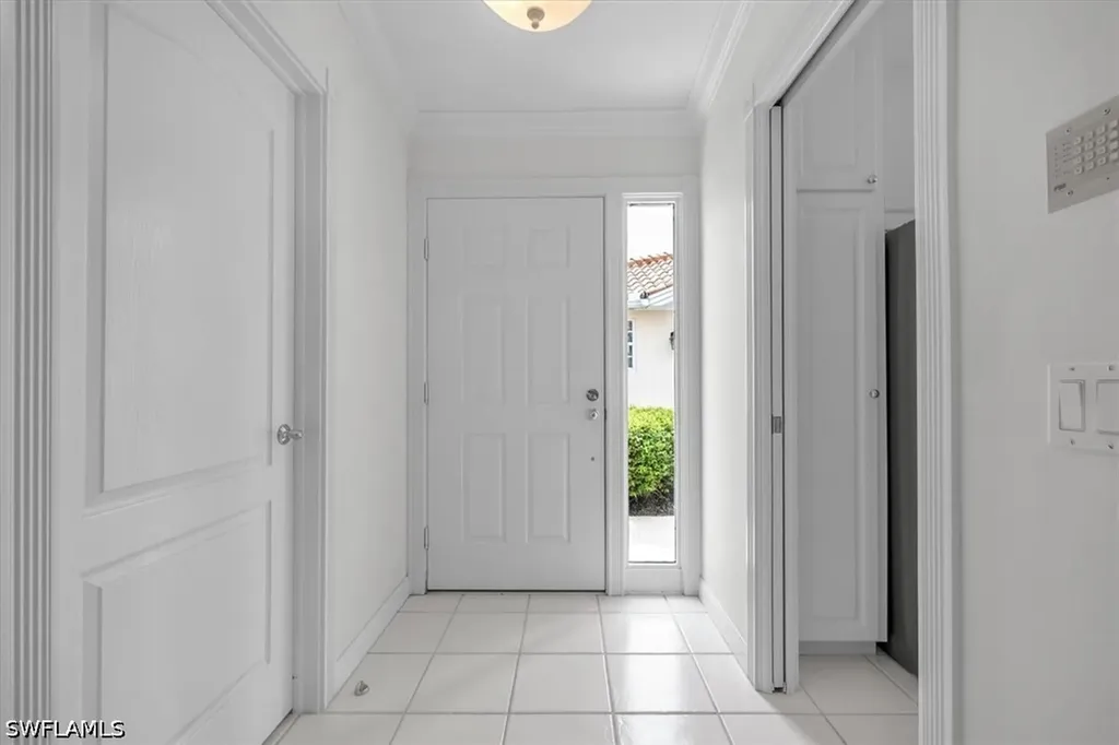 4155 Los Altos Court Naples FL 34109