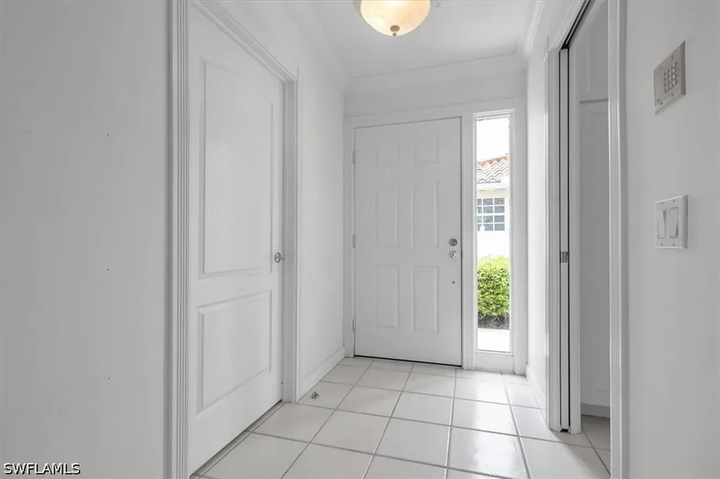 4155 Los Altos Court Naples FL 34109