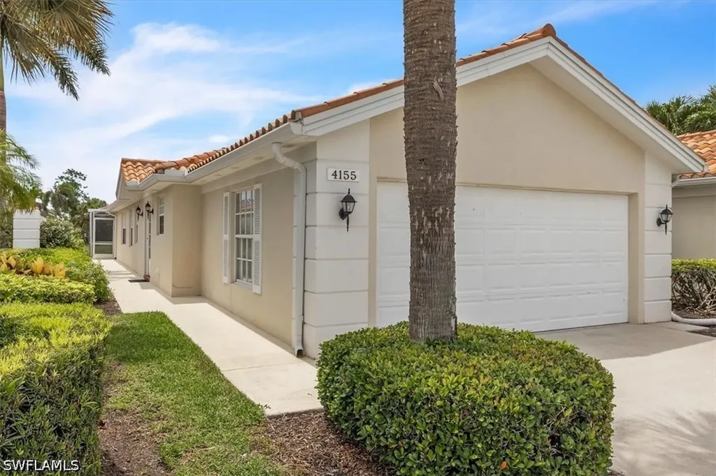 4155 Los Altos Court Naples FL 34109