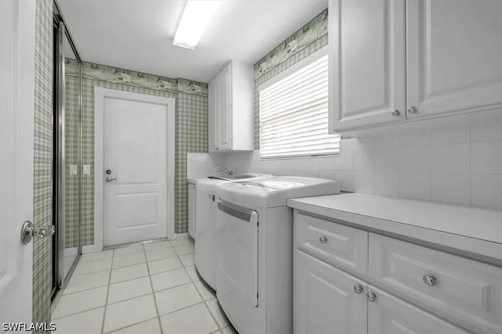 4155 Los Altos Court Naples FL 34109