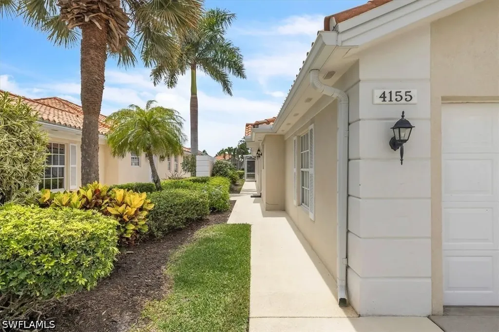 4155 Los Altos Court Naples FL 34109