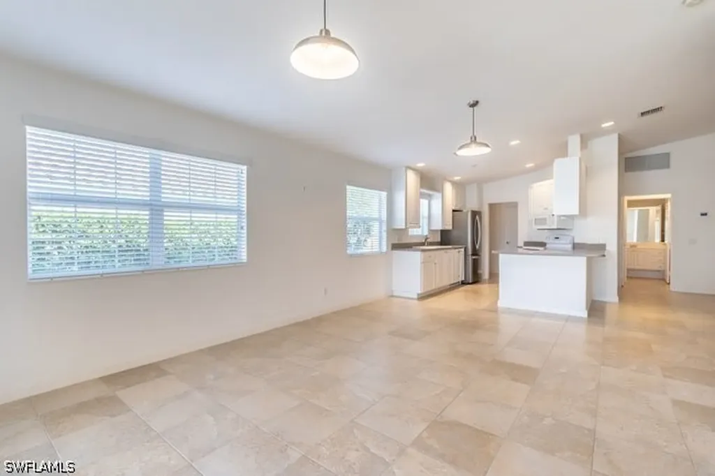 7872 Umberto Court Naples FL 34114