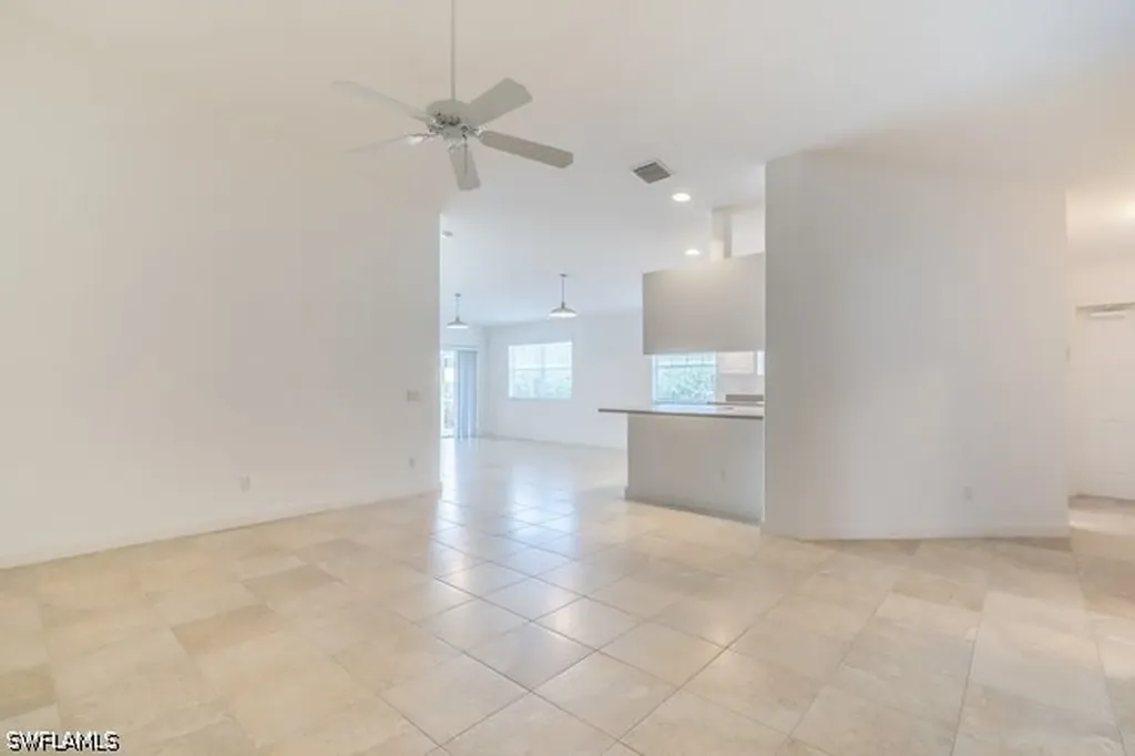 7872 Umberto Court Naples FL 34114