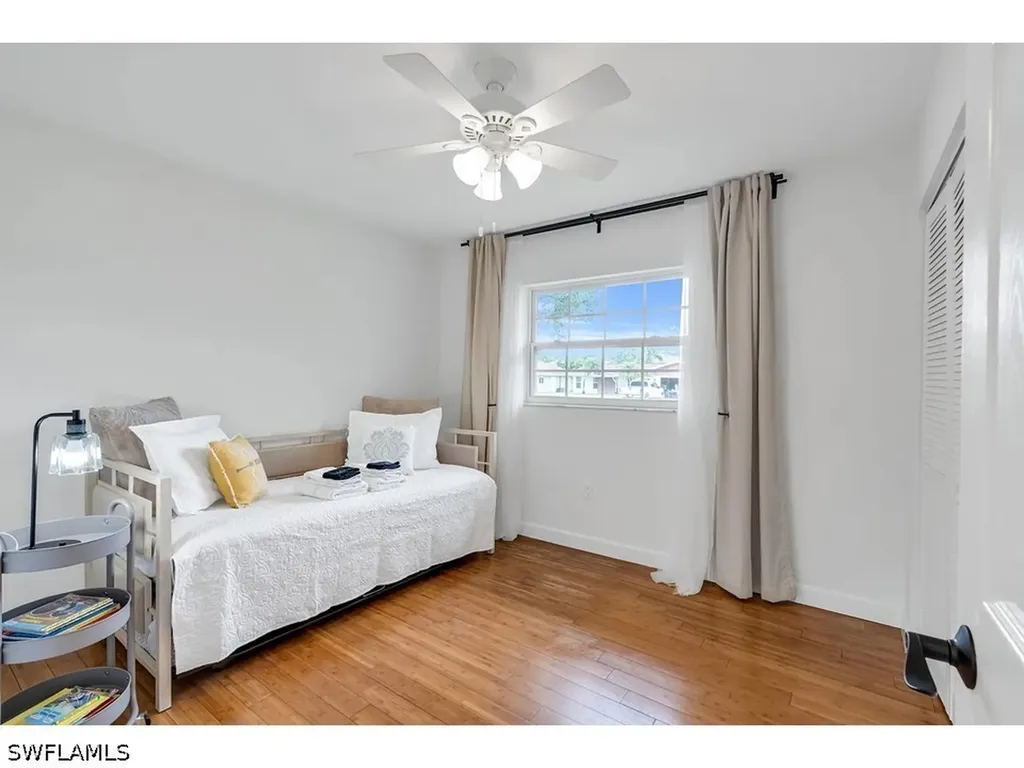 250 Willowick Drive Naples FL 34110