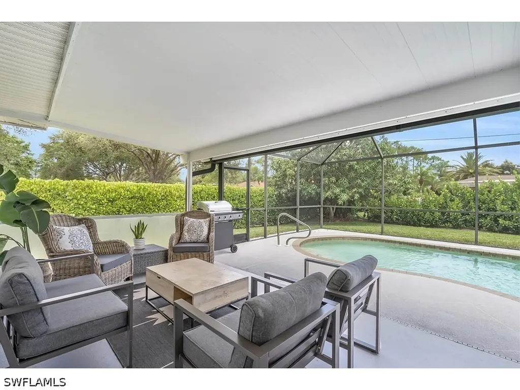 250 Willowick Drive Naples FL 34110