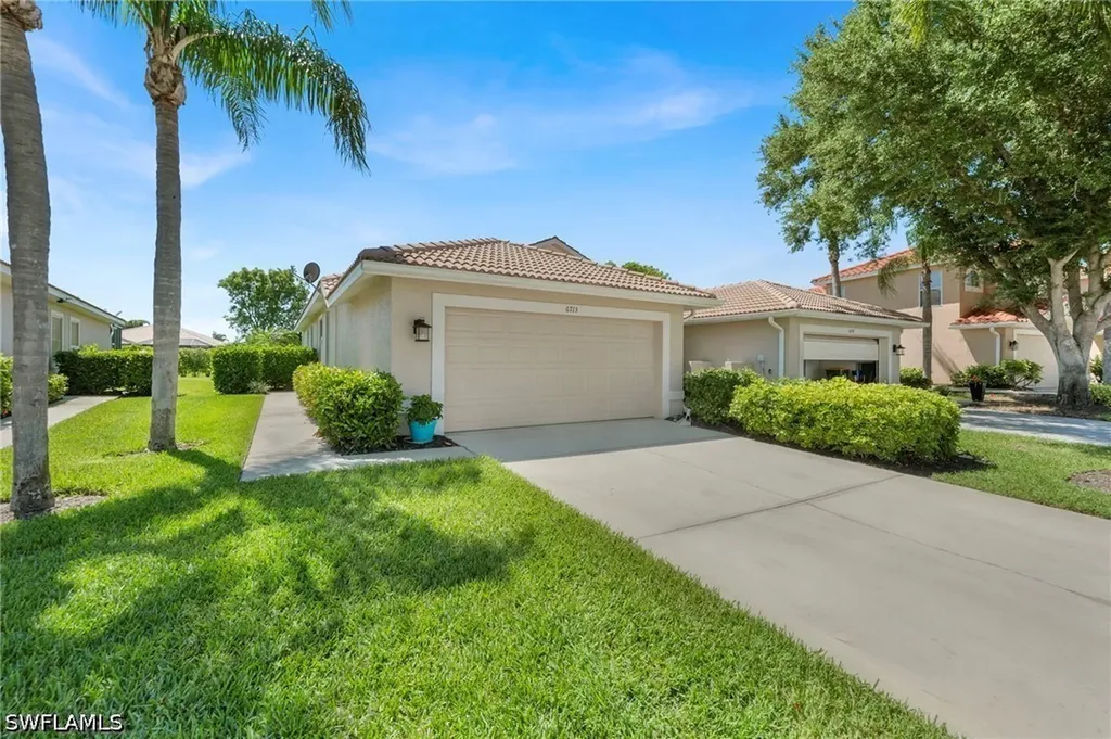 6713 Calumet Drive Naples FL 34113