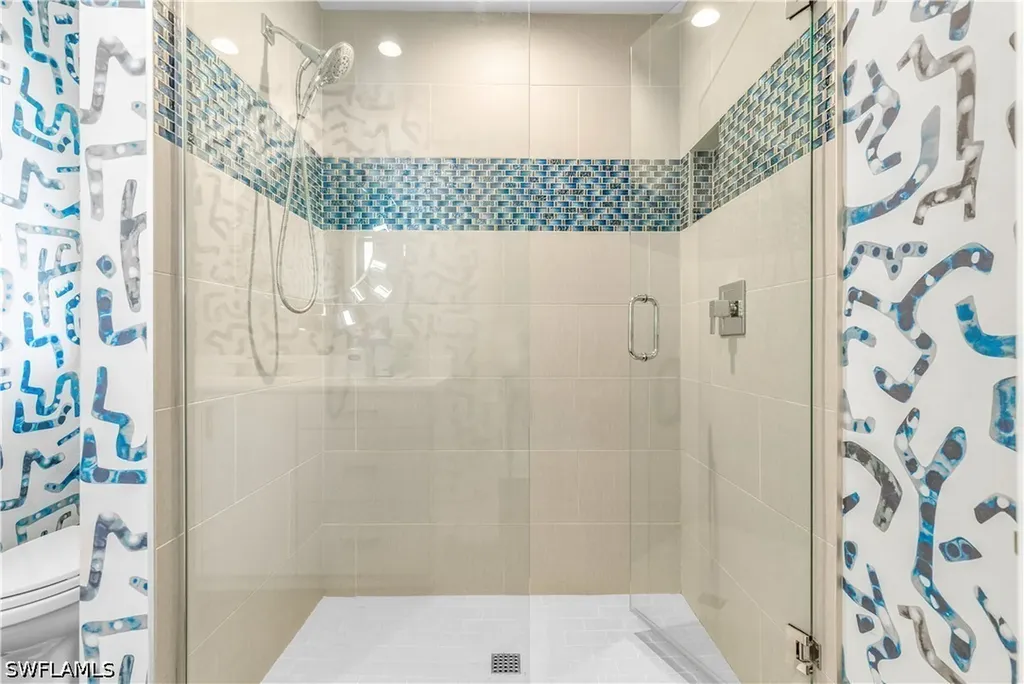 9882 Campbell Circle Naples FL 34109