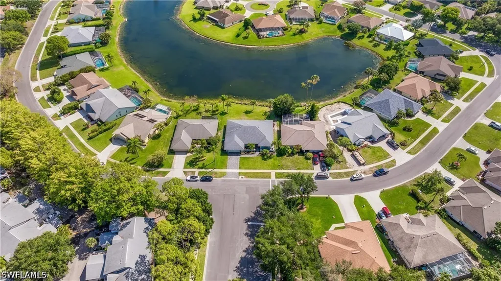 9882 Campbell Circle Naples FL 34109