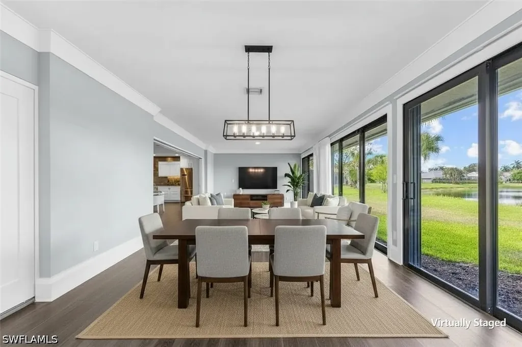 9882 Campbell Circle Naples FL 34109