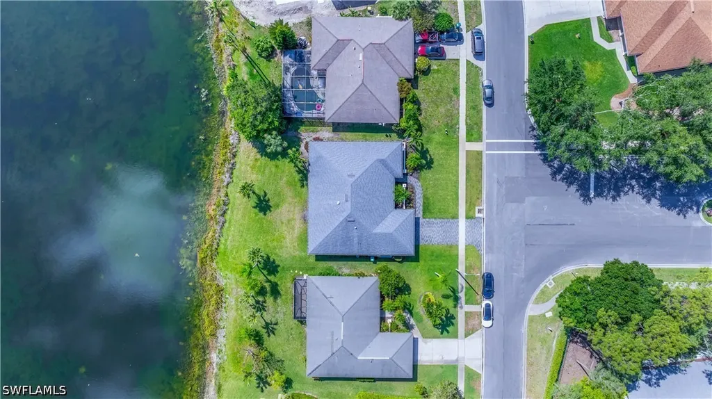 9882 Campbell Circle Naples FL 34109