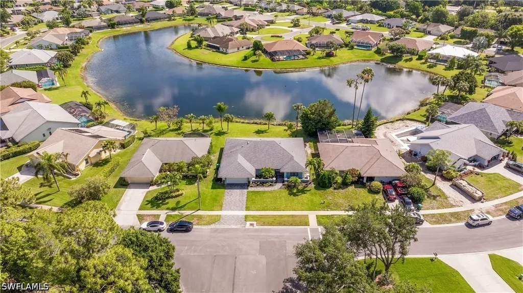9882 Campbell Circle Naples FL 34109