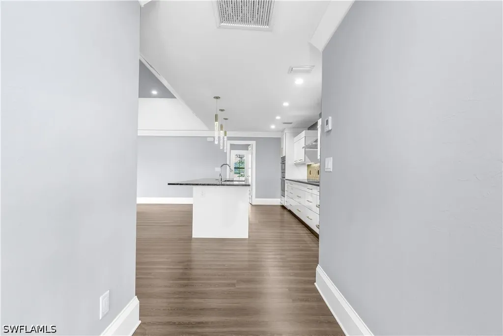 9882 Campbell Circle Naples FL 34109