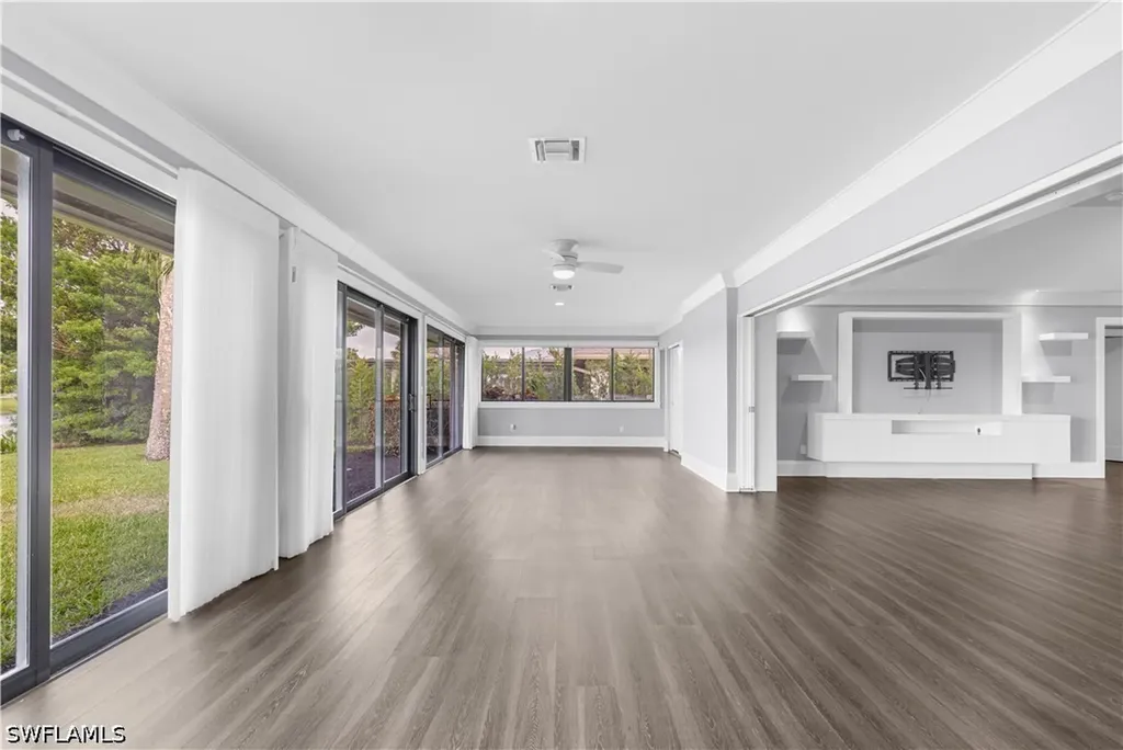 9882 Campbell Circle Naples FL 34109