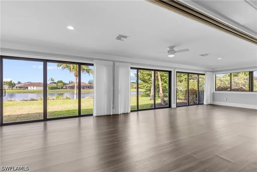 9882 Campbell Circle Naples FL 34109