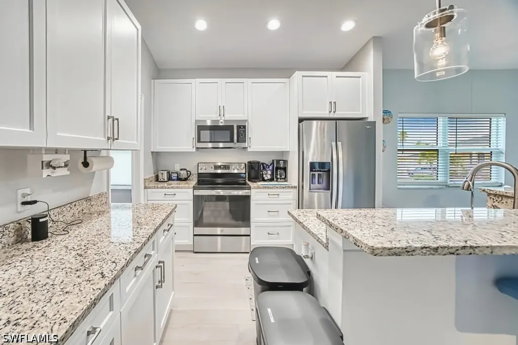 431 Lazy Way Fort Myers Beach FL 33931