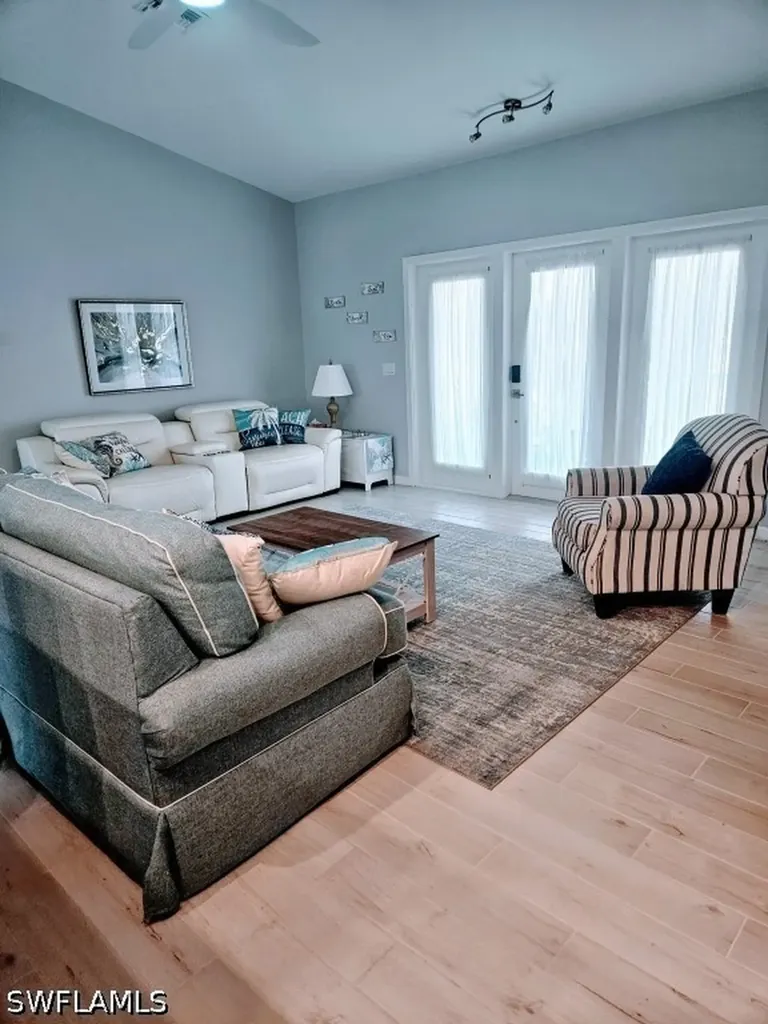 431 Lazy Way Fort Myers Beach FL 33931