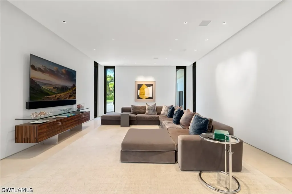 3655 Fort Charles Drive Naples FL 34102