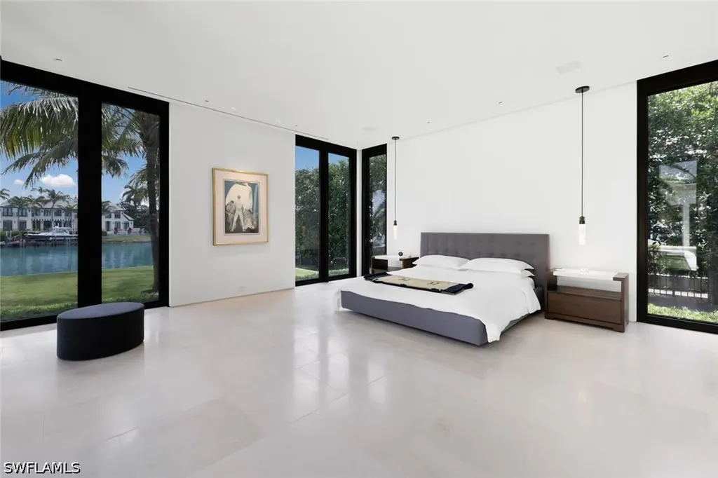 3655 Fort Charles Drive Naples FL 34102