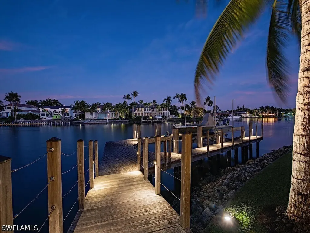3655 Fort Charles Drive Naples FL 34102