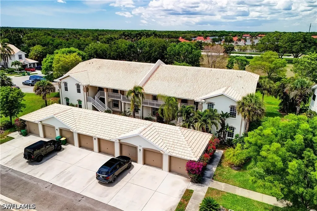 375 Stella Maris Drive N Naples FL 34114