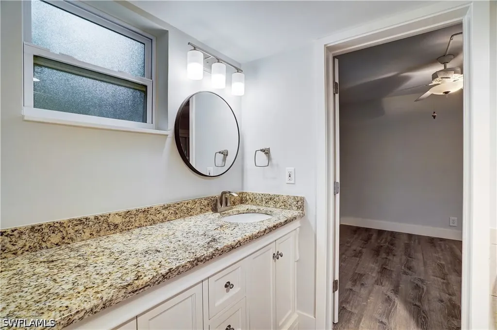 975 9th Avenue S Naples FL 34102