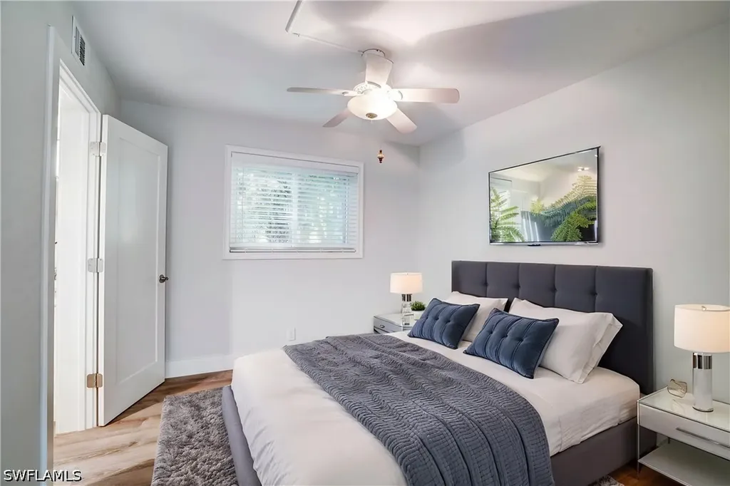 975 9th Avenue S Naples FL 34102