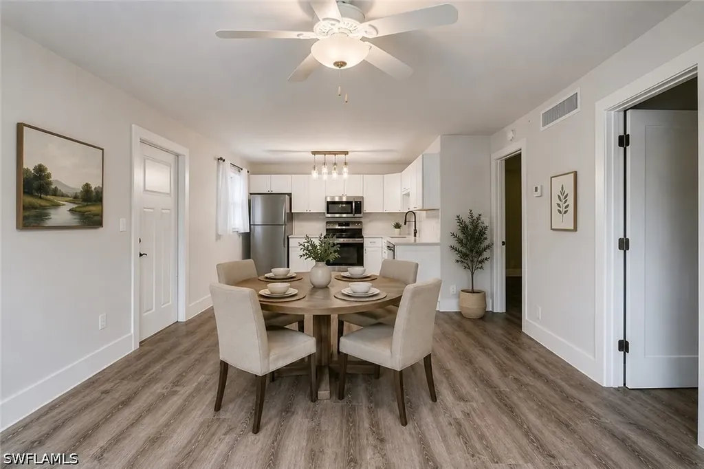 975 9th Avenue S Naples FL 34102