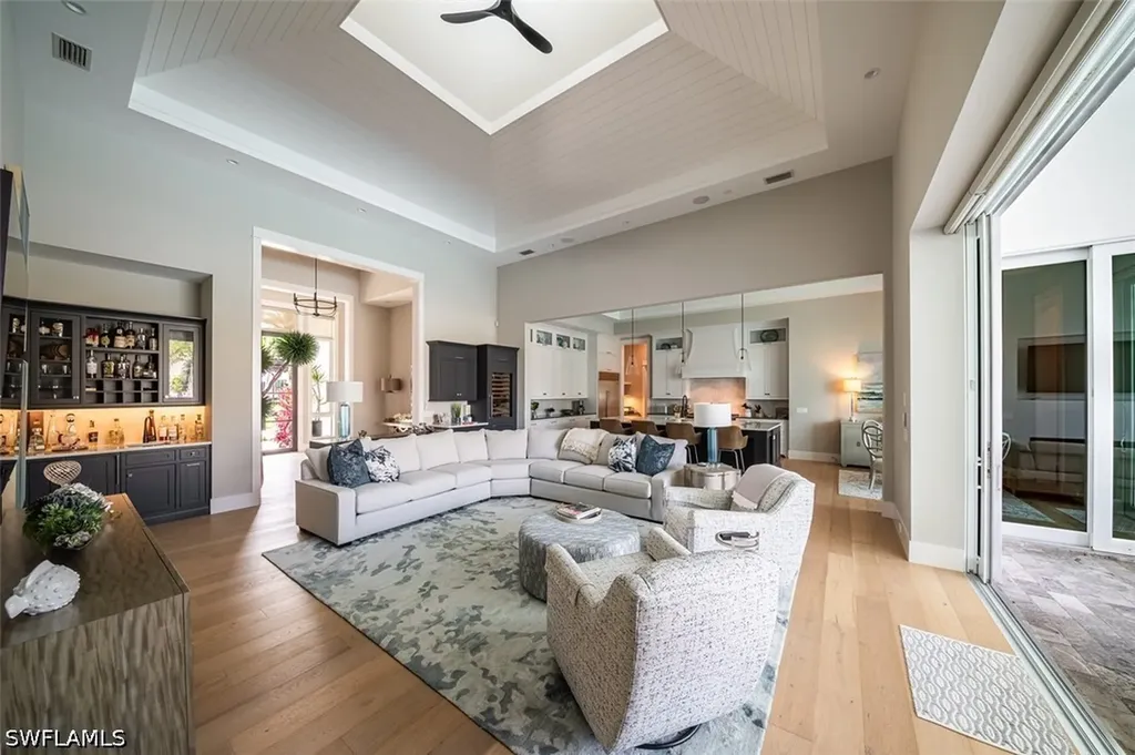 2100 Snook Drive Naples FL 34102