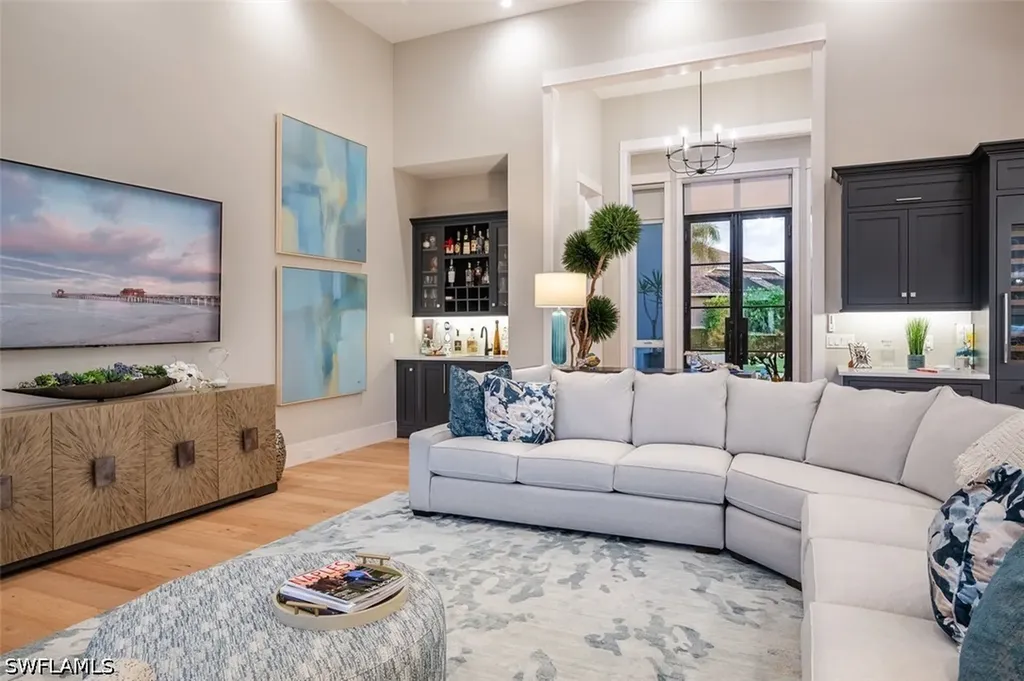 2100 Snook Drive Naples FL 34102