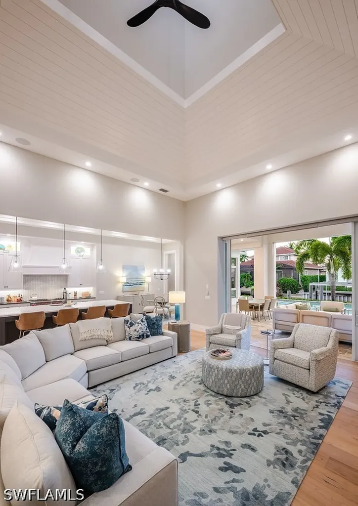 2100 Snook Drive Naples FL 34102