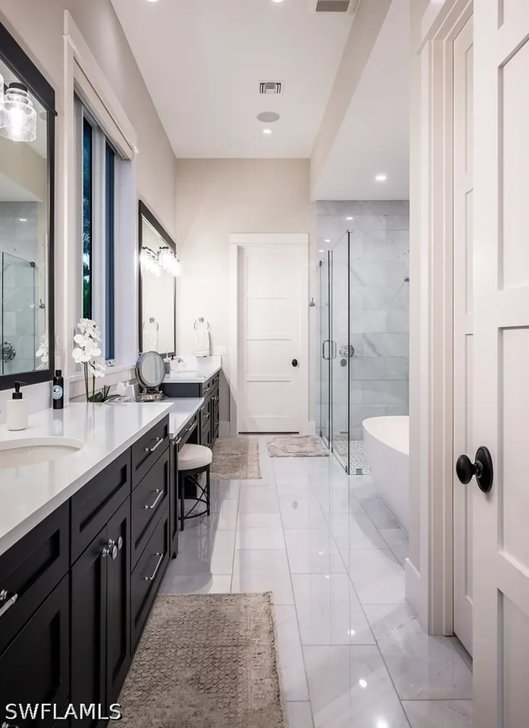 2100 Snook Drive Naples FL 34102