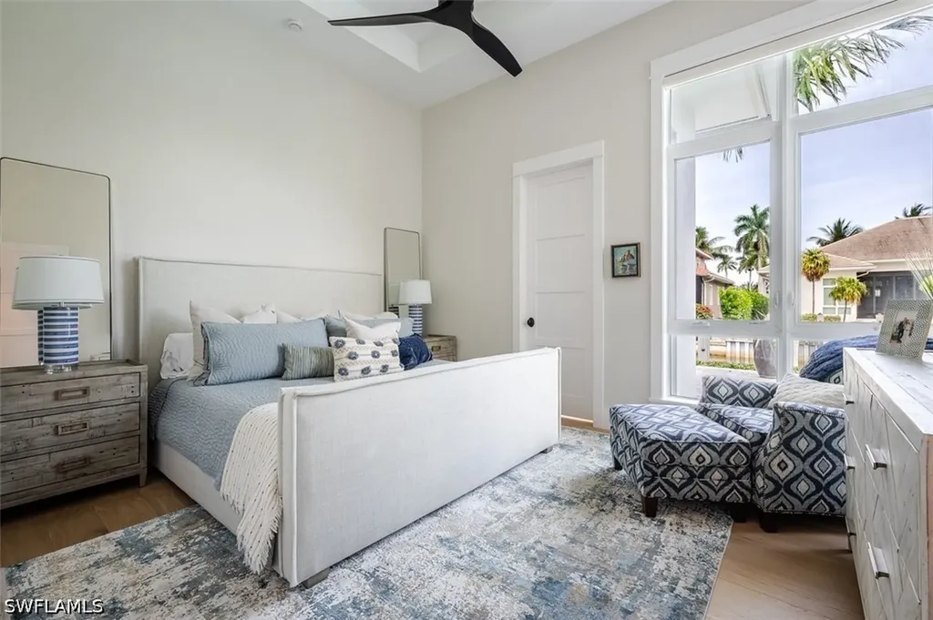 2100 Snook Drive Naples FL 34102