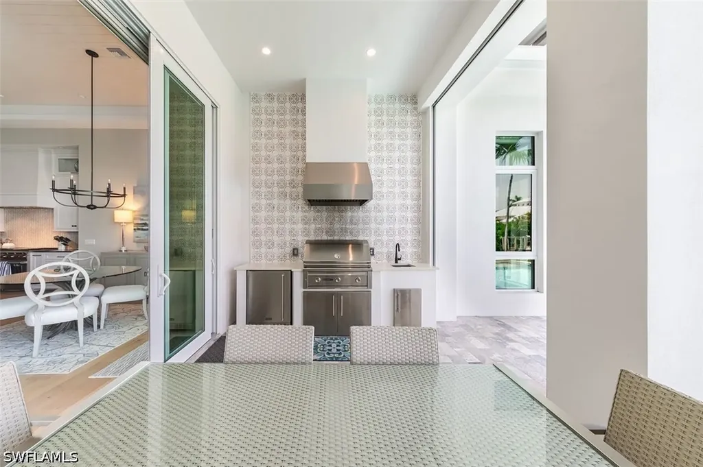 2100 Snook Drive Naples FL 34102