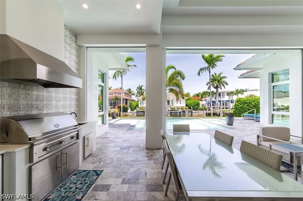 2100 Snook Drive Naples FL 34102