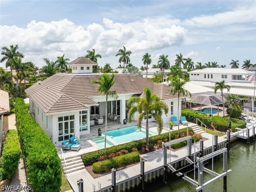 2100 Snook Drive Naples FL 34102