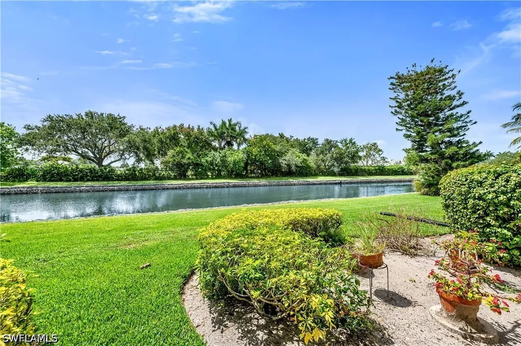 600 Valley Stream Drive Naples FL 34113
