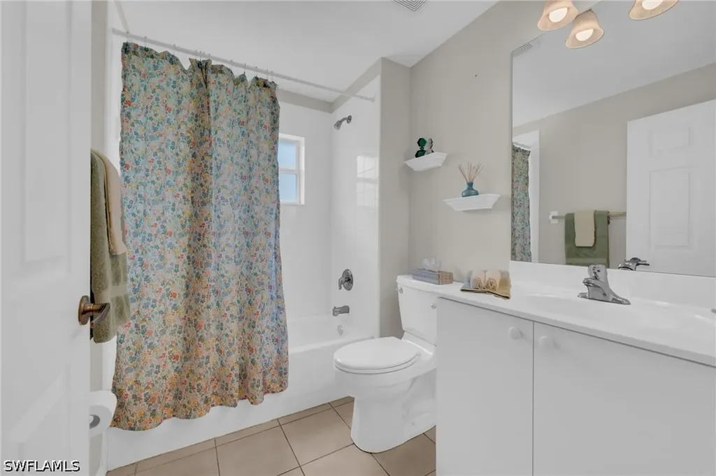 6234 Mandalay Circle Naples FL 34112