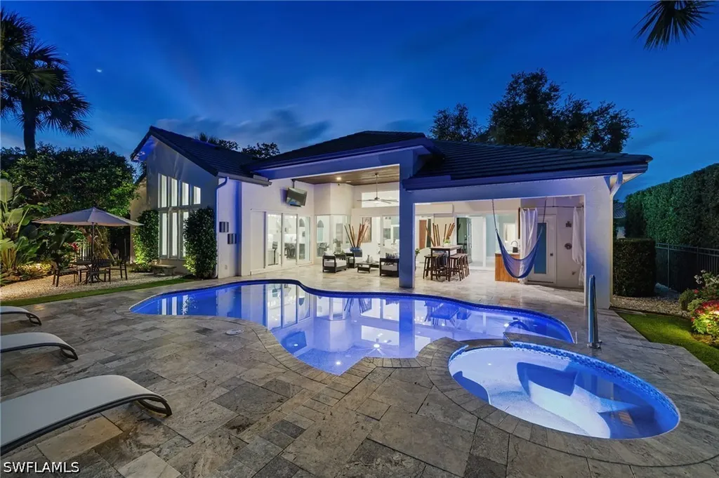 240 Silverado Drive Naples FL 34119