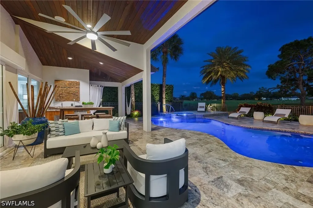 240 Silverado Drive Naples FL 34119