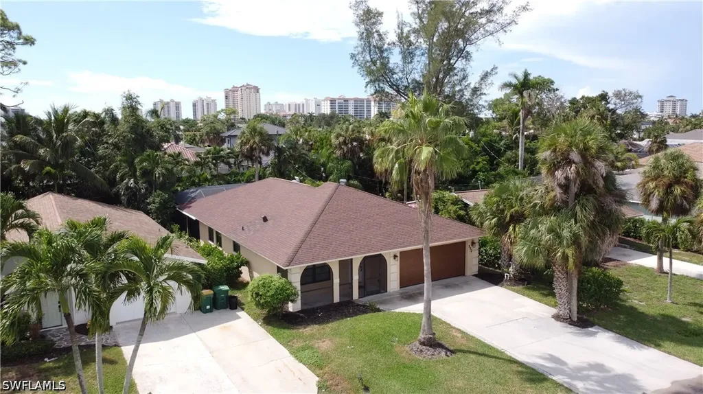 552 97th Avenue N Naples FL 34108